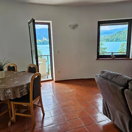 Apartment Apartma Panorama *